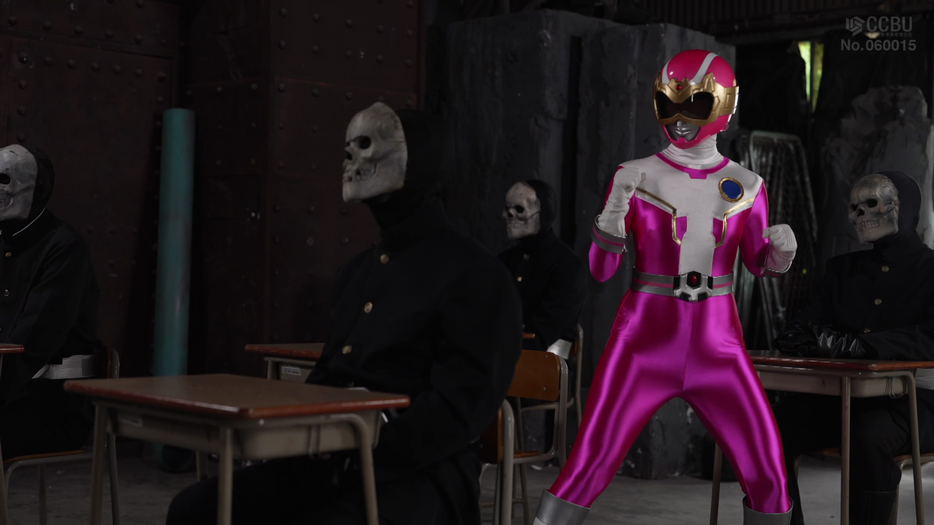【集梦影视论坛www.xkaom.com】ヒロインピンチSP 超戦隊シールドファイブ 教科書の世.png