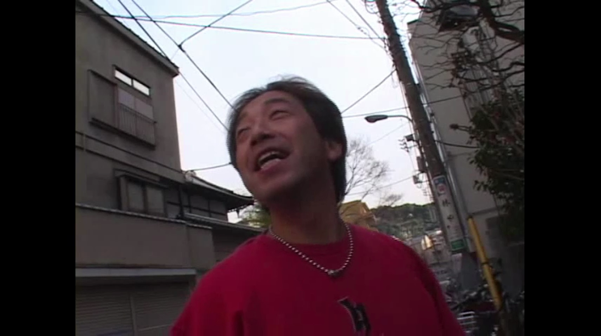 【集梦影视论坛www.xkaom.com】巨大女 第一巻.2005【正片】.mp4_20260828_023052.217.png